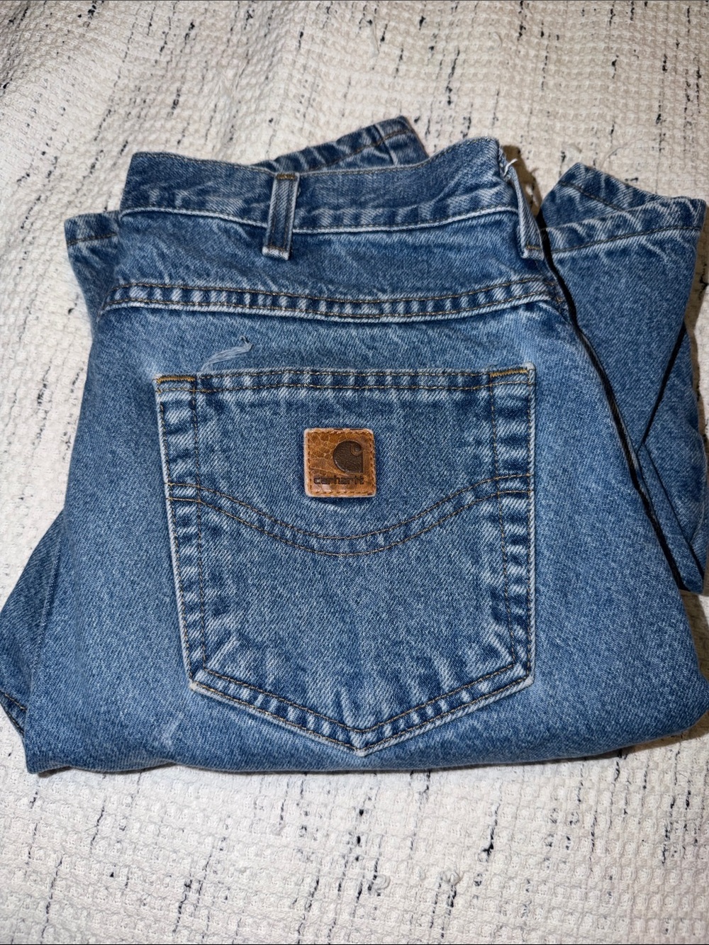 Carhartt Men's Relaxed Jeans - Medium Blue Denim